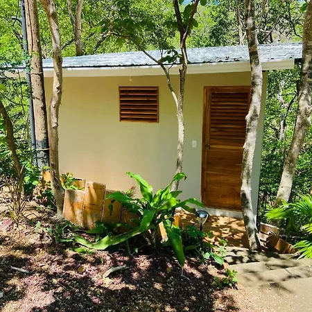 Nosotros Playa Maderas - Surf House & Casitas Villa Exterior photo