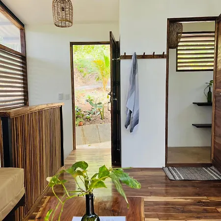 Nosotros Playa Maderas - Surf House & Casitas Villa Exterior photo