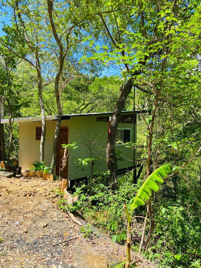 Nosotros - Surf House & Casitas Playa Maderas
